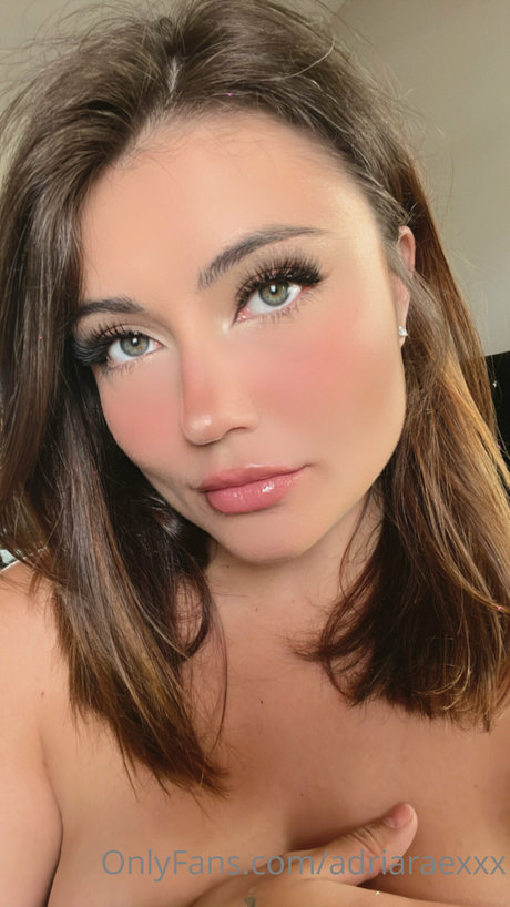 Adria Rae xxx女優 アーカイブ