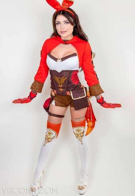 ディスコード トランス OnlyFans ポルノグラフィック 写真