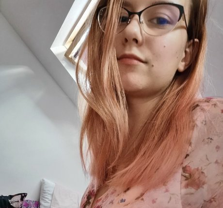 BBCティーンオンリーファンズ ヌード 写真