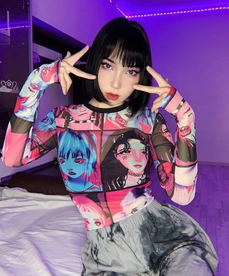 Ninja Vi ポルノスター 可愛い 写真