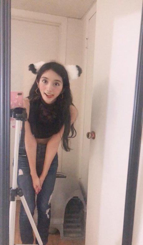 hinawynne セックスモデル 写真