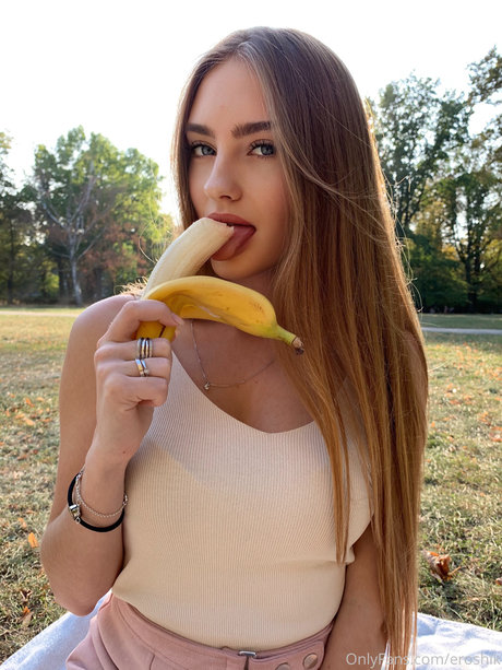 Eroshik 裸のポルノスター 写真