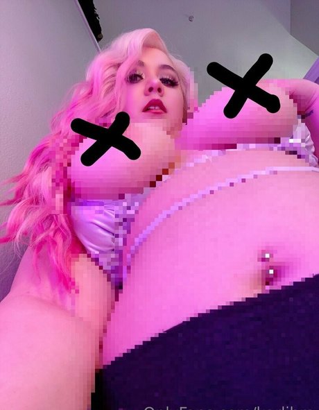 Karlibra ポルノスター 裸 写真