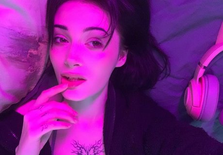 Ady Dark セックススター 写真