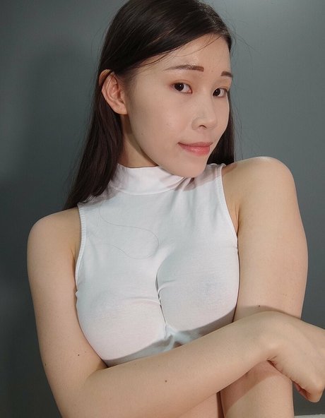 ブルネットのティーンOnlyFans アートxxx ギャラリー