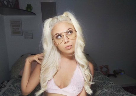 TheyCallMeKirby xxxスター 写真