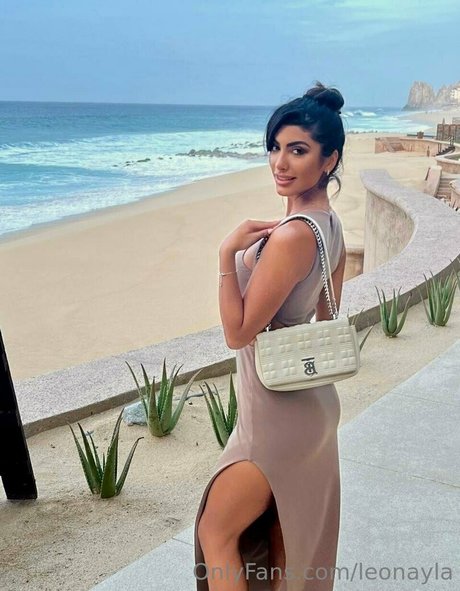 leonayla 素敵なポルノスター 画像