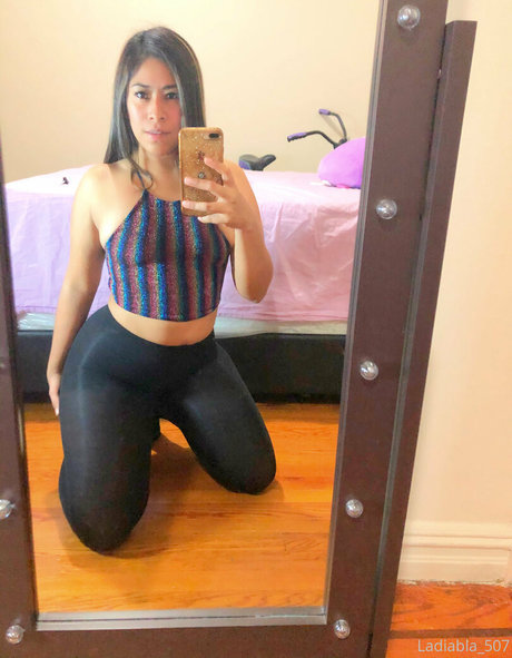 寝取られ異人種間OnlyFans ポルノ 写真