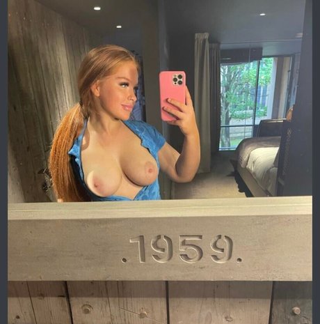 Ellie Green ホットなスター 写真