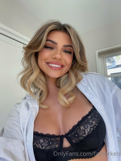 最もホットなヌードOnlyFans アダルト 画像