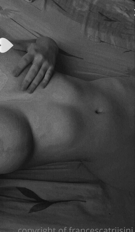 若い熟女OnlyFans アートヌード 写真