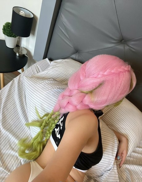 Ashounch ポルノスター ホット 写真