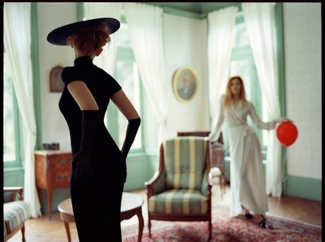 Heidi Romanova ホットモデル 写真