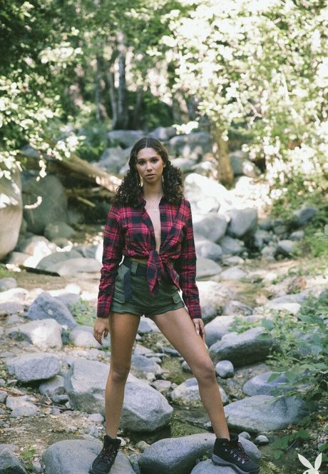 Maia Serena スター ヌード ギャラリー