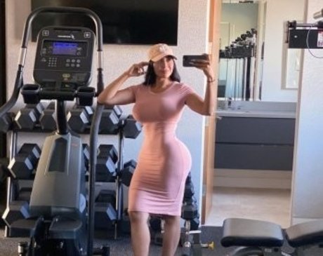 DMV オンリーファン ポルノ 写真