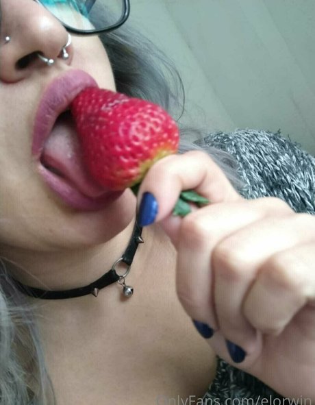 elorwin ポルノモデル 画像