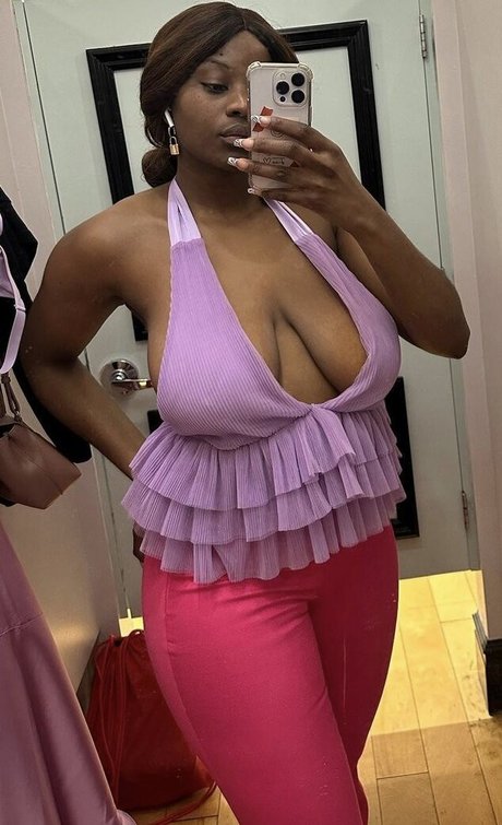 ぽっちゃり痴女OnlyFans セックス 画像