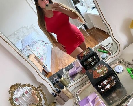 張りのあるおっぱいOnlyFans ホットポルノ 画像