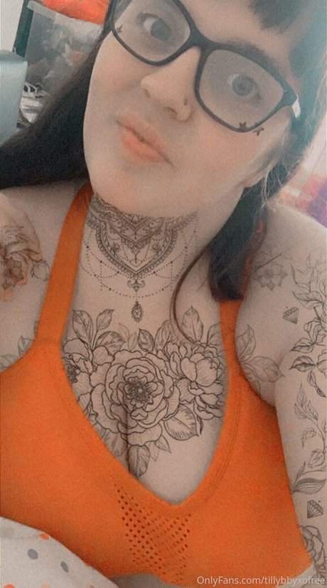 tillybbyxofree アートモデル 写真