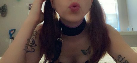 prettypixie113 top profile image