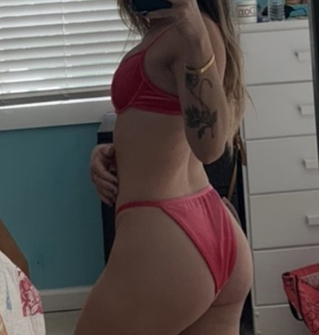 スポーツスターOnlyFans ホットヌード 写真