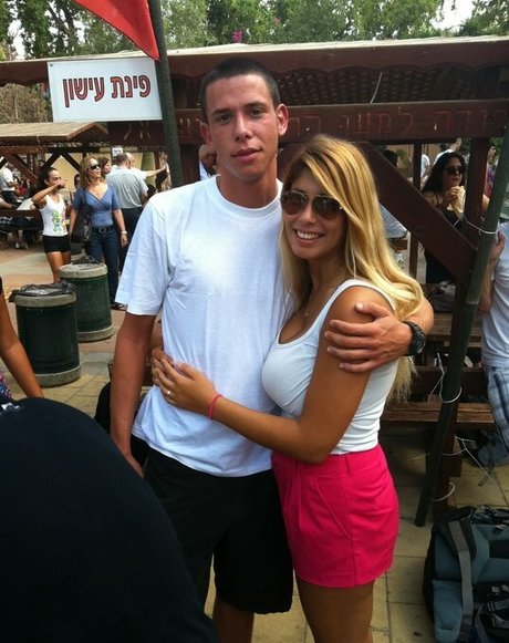 レズビアン ストラップオン OnlyFans アートポルノ 写真