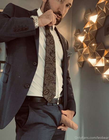 leobear ポルノスター 写真