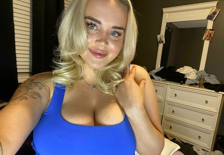 ティーンのおっぱいOnlyFans トップ 写真