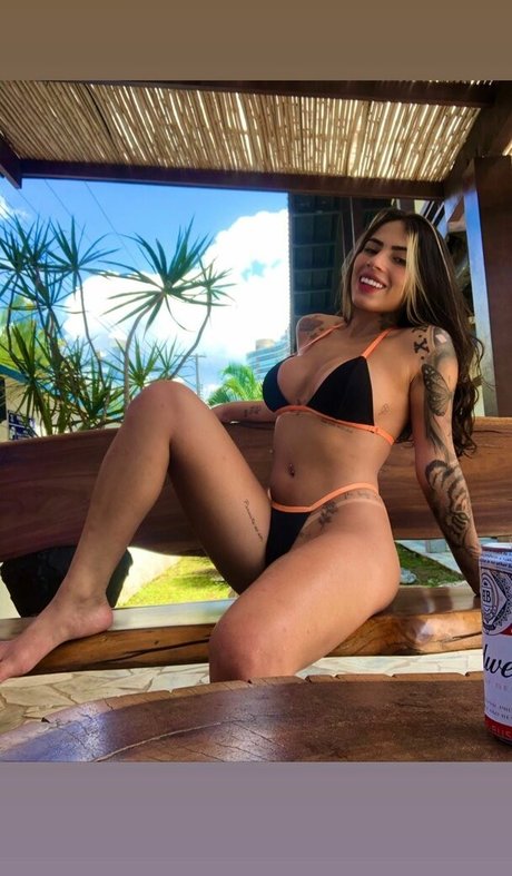 Kauane Siqueira ポルノモデル 画像