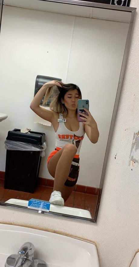 skyewrld ホットなスター 画像