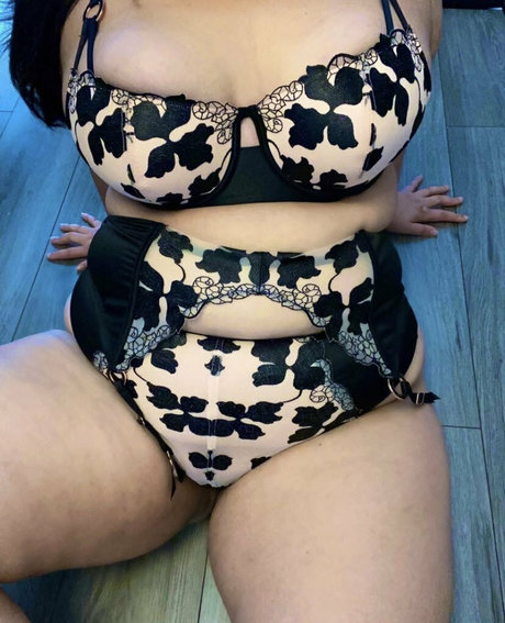 sophiecheshirex 完璧なポルノスター 画像