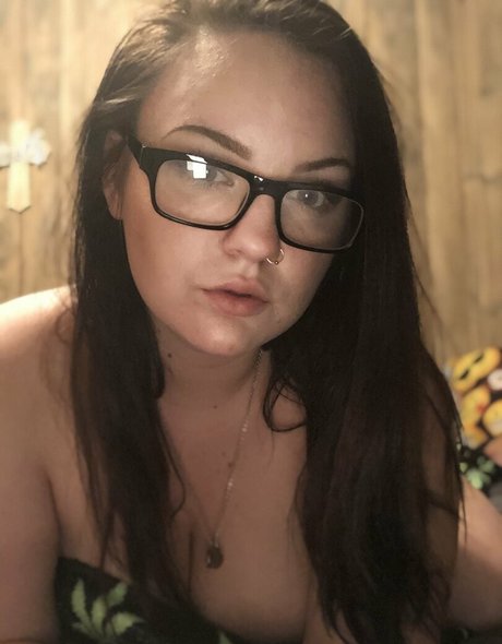 ぽっちゃり足OnlyFans ホットセクシー 写真