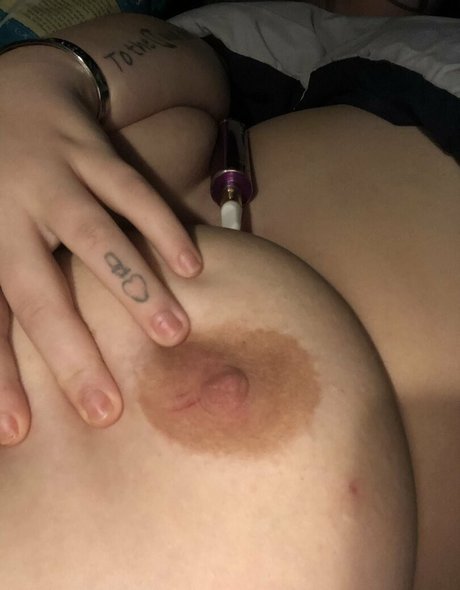 巨乳とお尻のOnlyFans 限定 写真