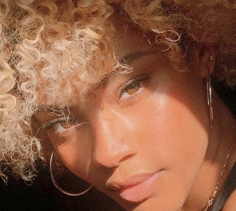 whoissapphic セックススター 画像