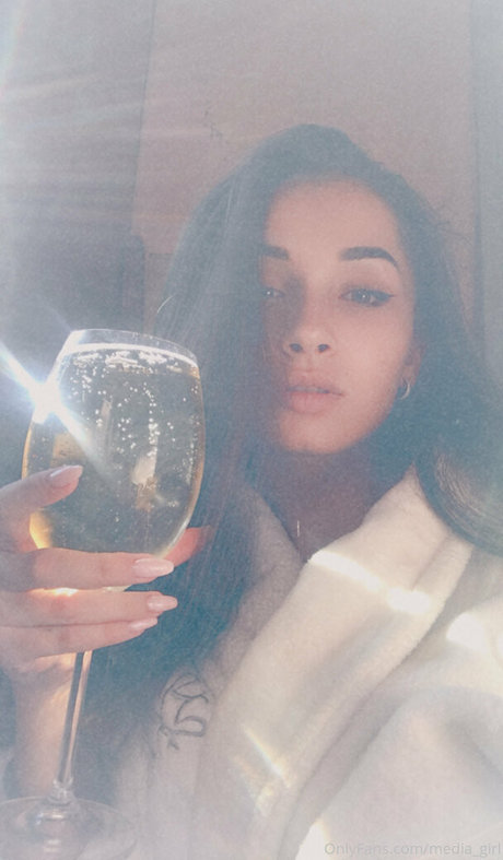 OnlyFansについて話す 美しいポルノ 写真