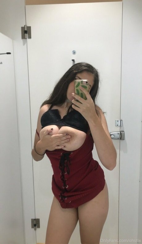 巨乳のマンコOnlyFans セクシーxxx 画像