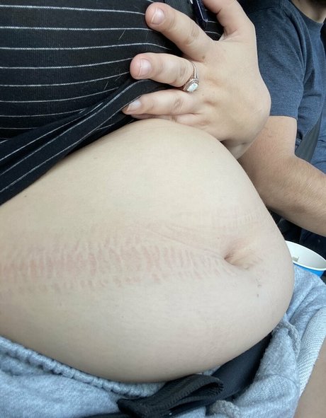 小柄なBBC OnlyFans ホット ギャラリー