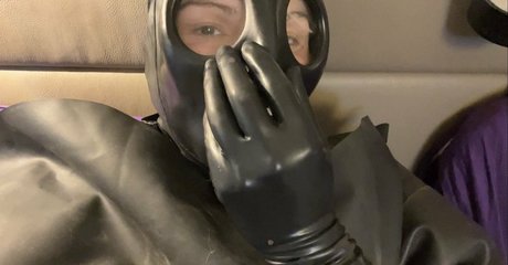 heavyrubberette free 完璧なモデル 写真