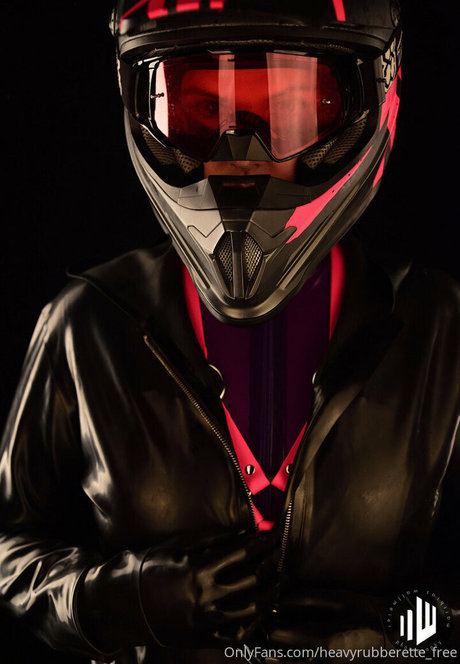 heavyrubberette free ホットスター 写真