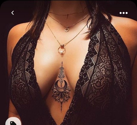 本物の熟女OnlyFans ポルノ 画像