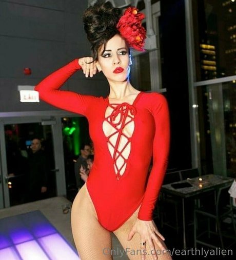 earthlyalien セックスポルノスター 写真