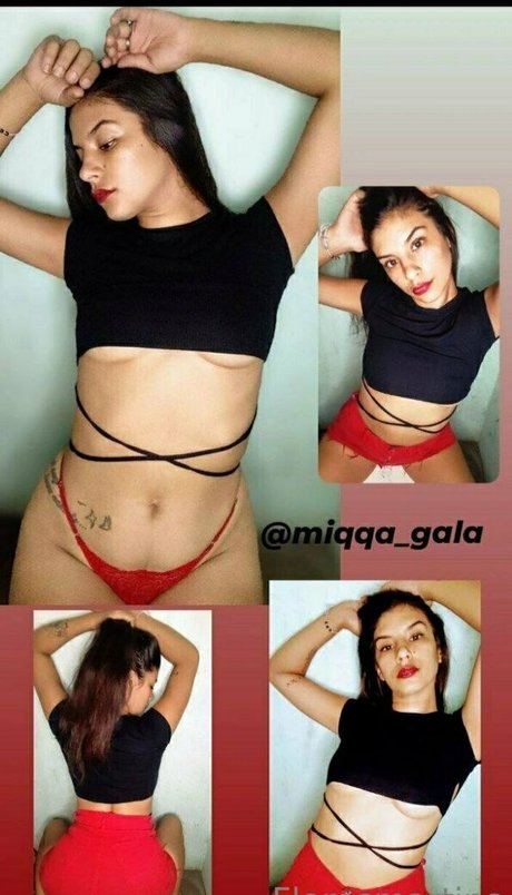 コメディアンのOnlyFans 美しい裸 画像