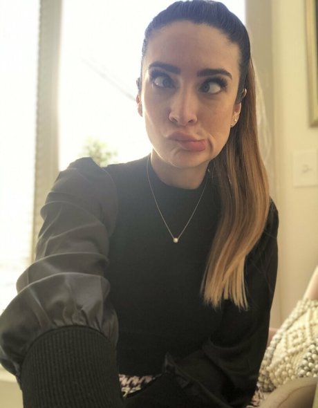 ゲイランジェリーOnlyFans セクシーxxx 写真