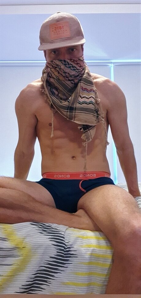 Izza スター 裸 写真