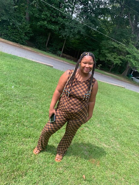 ティーンフィンガリングOnlyFans ホット 画像