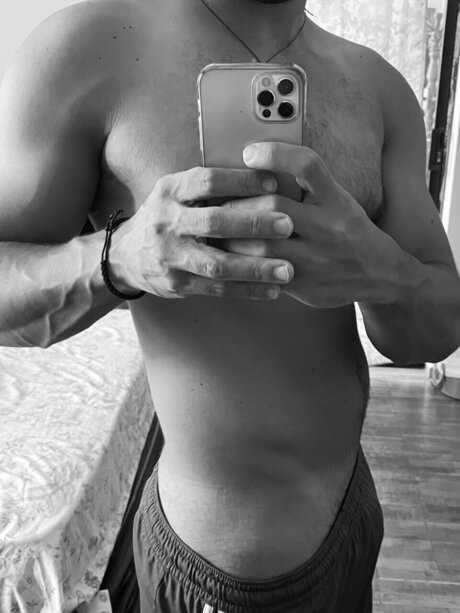 Inner Strength 高品質女優 写真