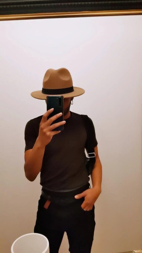 小さいチンポOnlyFans セクシーxxx ギャラリー