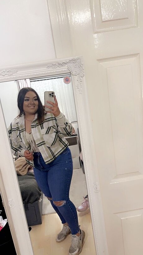 Princess Chloy 素敵なポルノスター アーカイブ