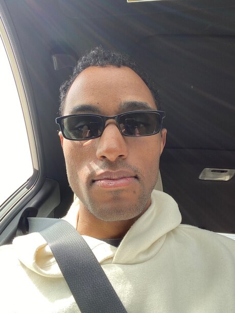 Maliqbranch エロティックなモデル 画像