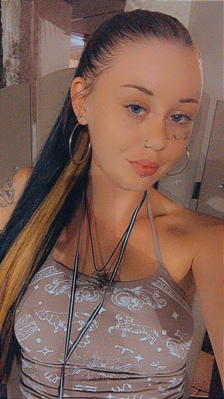 Lexie ポルノモデル 画像